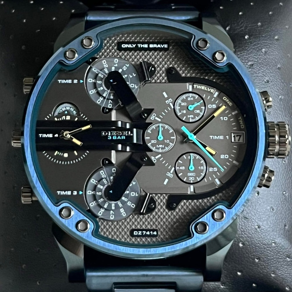 DZ7414 - Diesel Men’s Mr. Daddy 2.0 Chronograph Grey Dial Watch